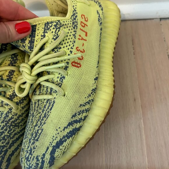 Yeezy Boost 350 V2 Yellow and Gray Sneakers - Picture 4 of 5